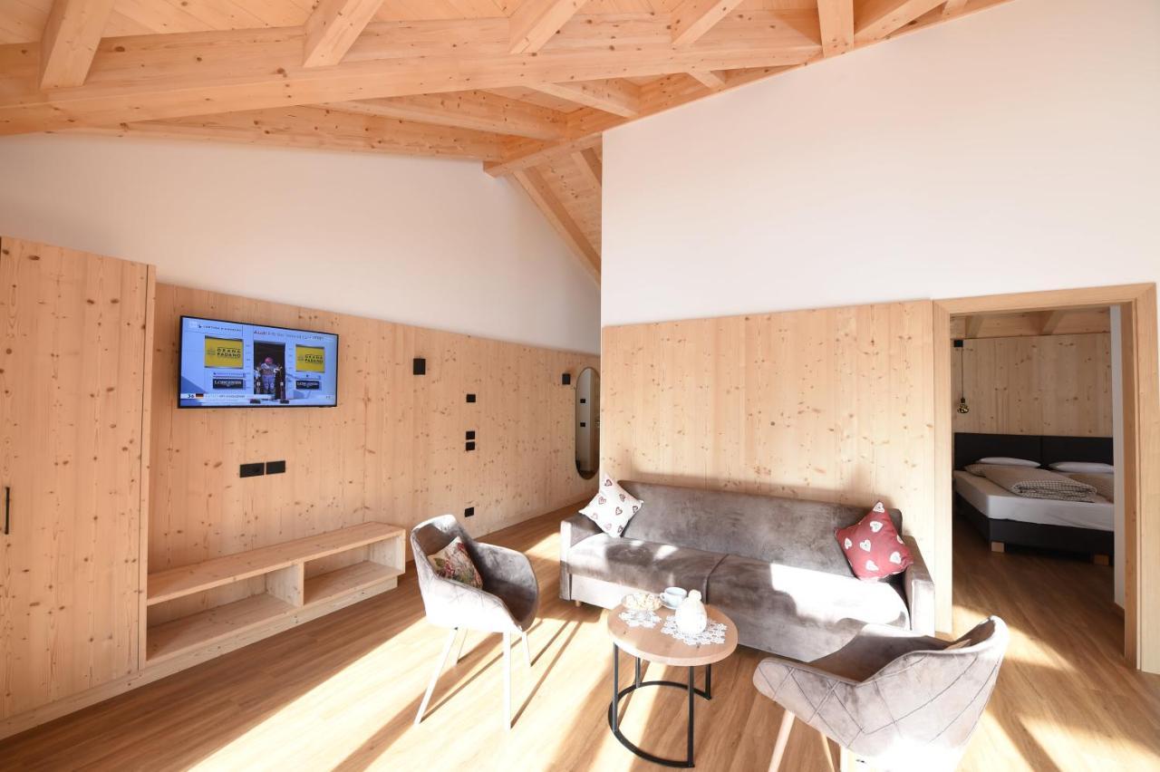 Les Ciases Chalets Dolomites San Vigilio Di Marebbe Bagian luar foto