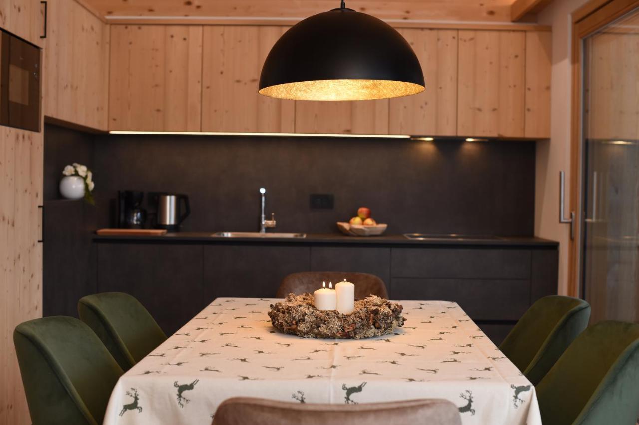 Les Ciases Chalets Dolomites San Vigilio Di Marebbe Bagian luar foto