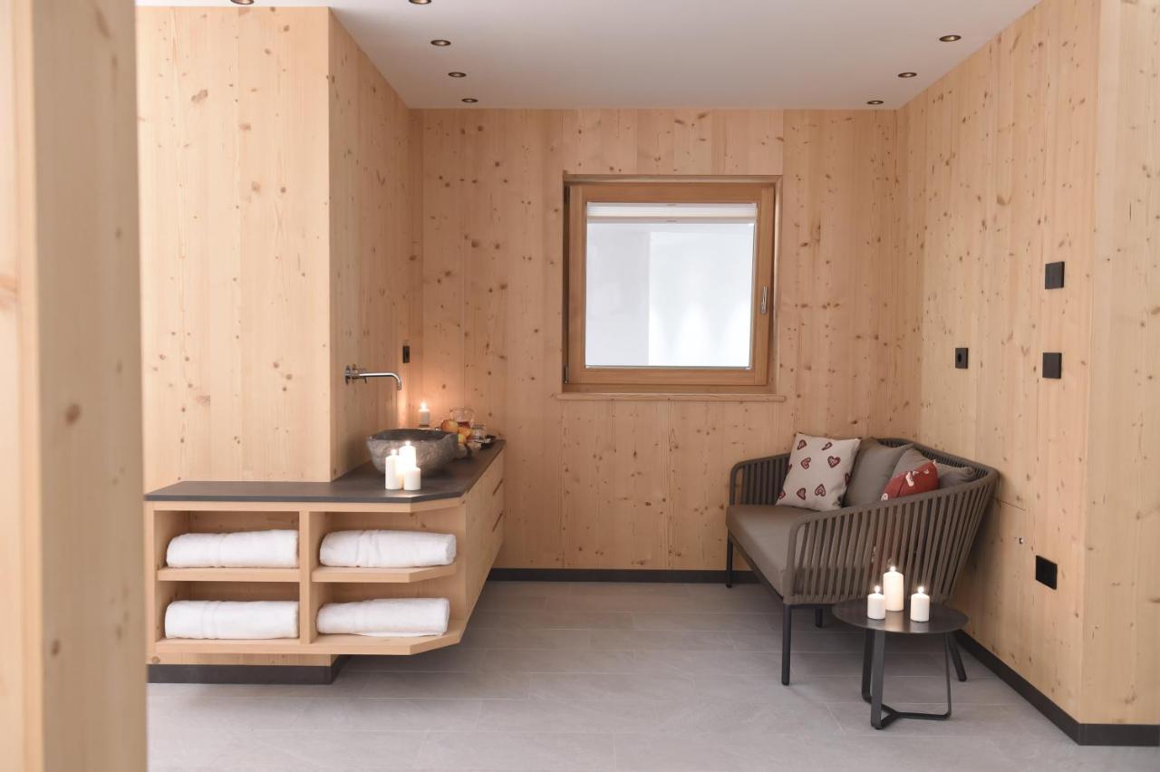 Les Ciases Chalets Dolomites San Vigilio Di Marebbe Bagian luar foto