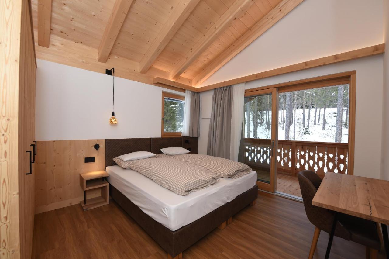 Les Ciases Chalets Dolomites San Vigilio Di Marebbe Bagian luar foto