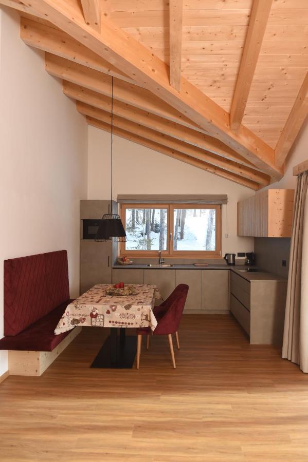 Les Ciases Chalets Dolomites San Vigilio Di Marebbe Bagian luar foto