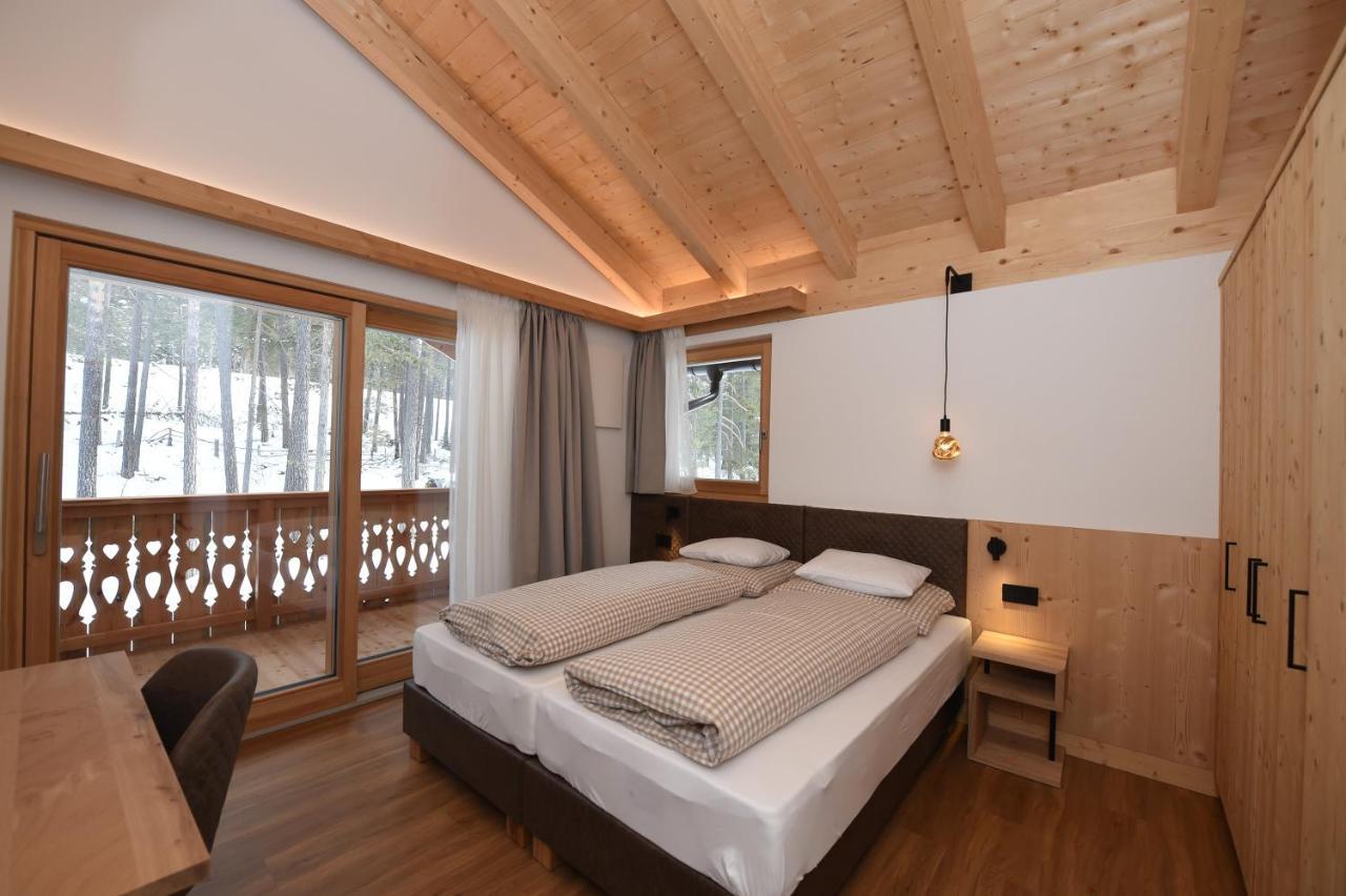 Les Ciases Chalets Dolomites San Vigilio Di Marebbe Bagian luar foto