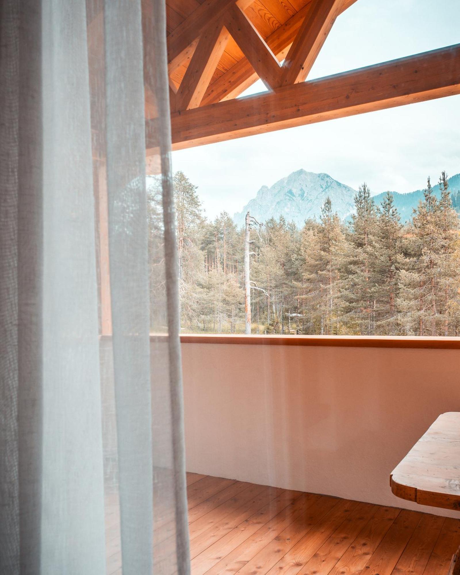 Les Ciases Chalets Dolomites San Vigilio Di Marebbe Bagian luar foto