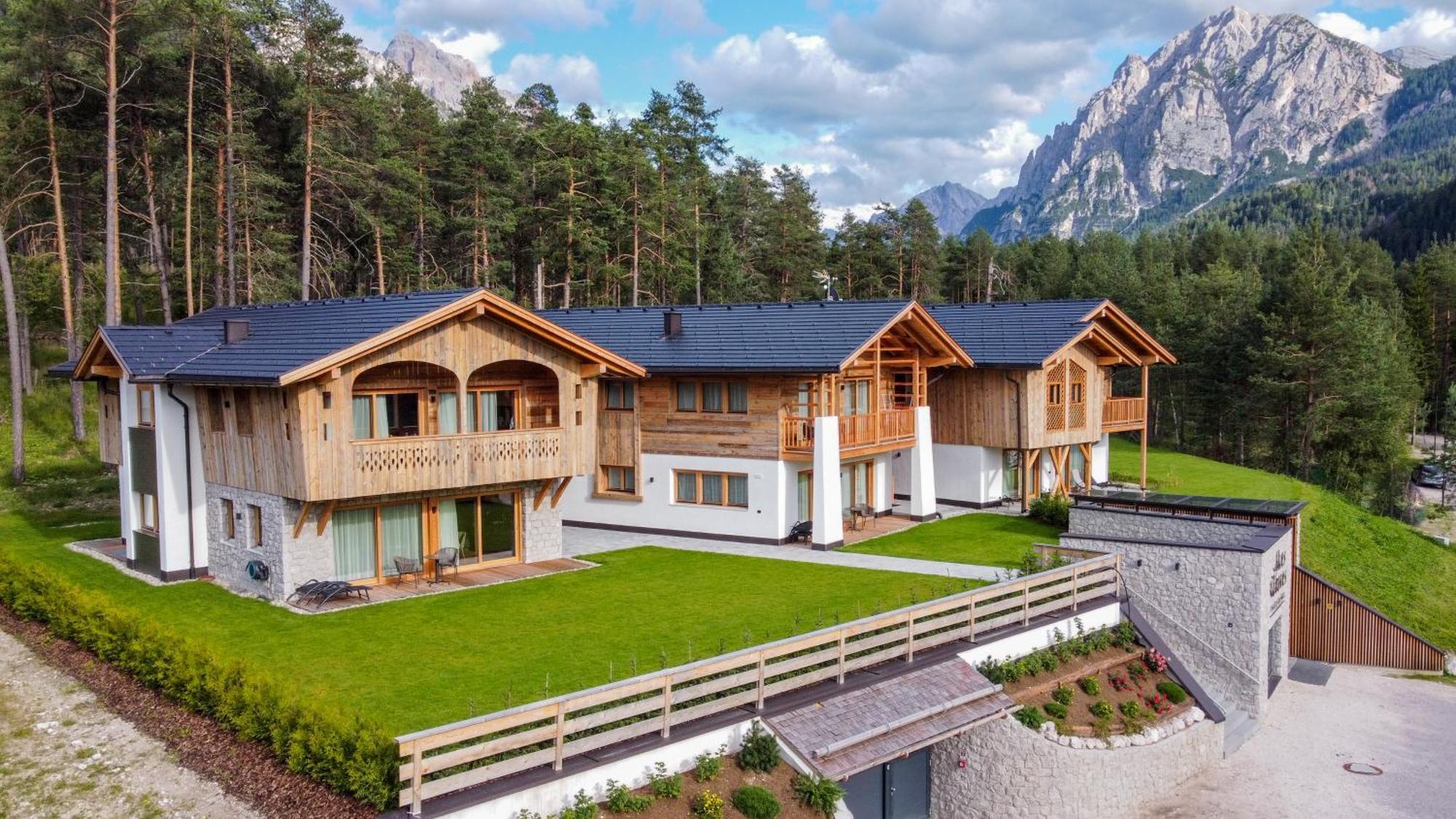 Les Ciases Chalets Dolomites San Vigilio Di Marebbe Bagian luar foto